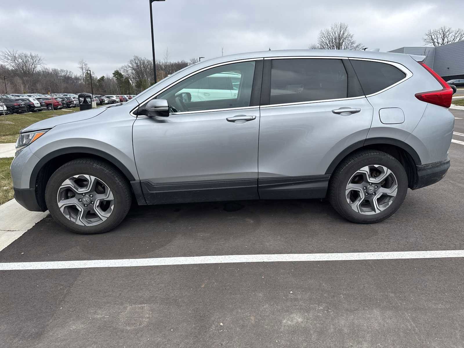 Used 2018 Honda CR-V EX image 8