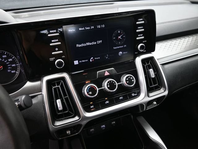 Used 2021 Kia Sorento LX image 32