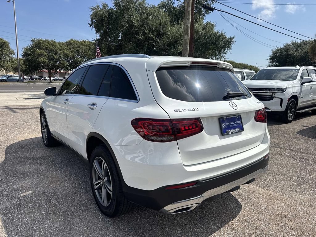 Used 2020 Mercedes-Benz GLC 300 4MATIC w/ Multimedia Package image 6