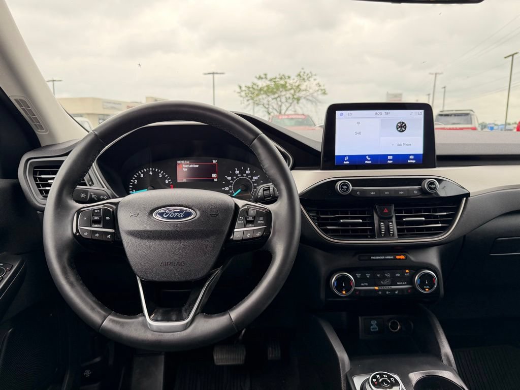 Used 2022 Ford Escape SEL AWD/4WD image 16