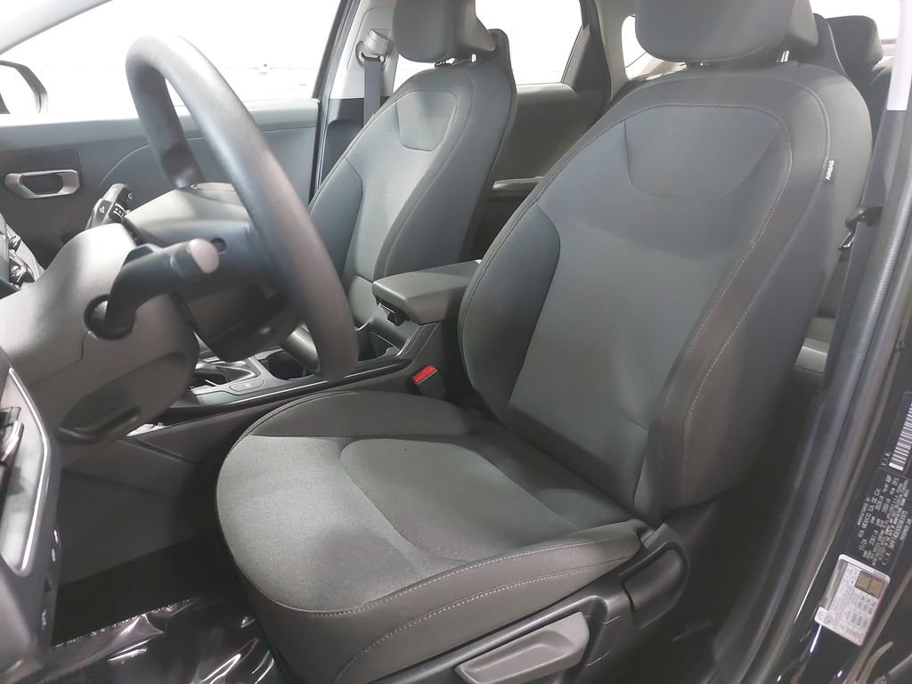Used 2025 Kia K4 FWD image 14