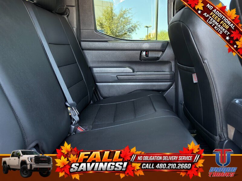 Used 2024 Toyota Tacoma SR AWD/4WD image 28