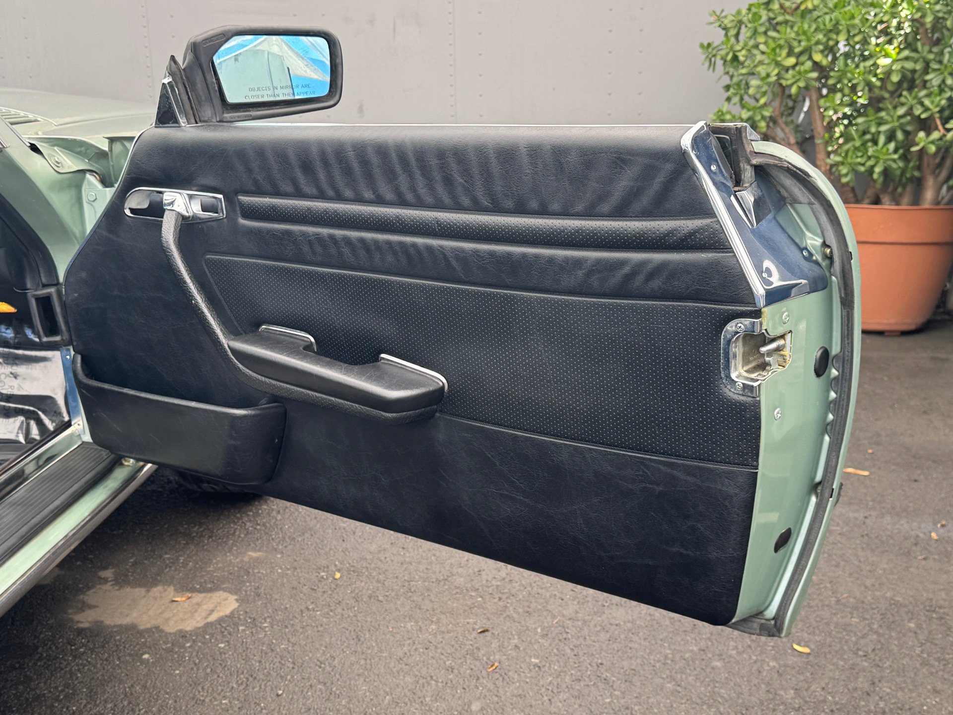 Used 1988 Mercedes-Benz 560 SL image 28