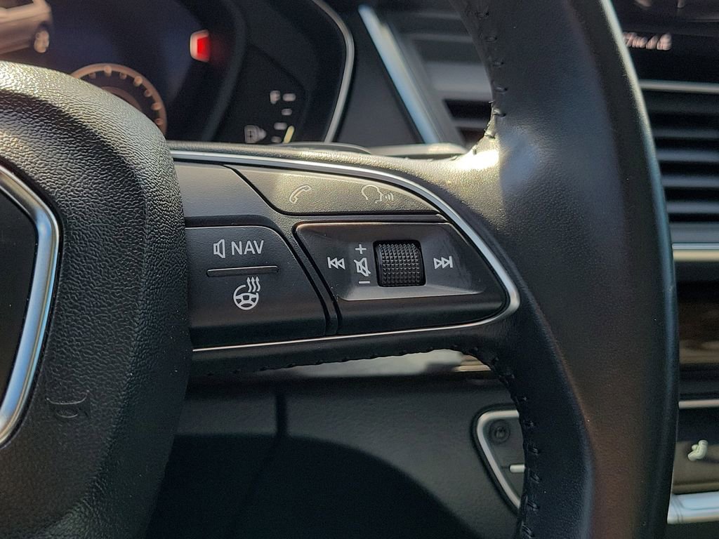 Used 2020 Audi Q5 Premium w/ Premium Plus Package AWD/4WD image 10