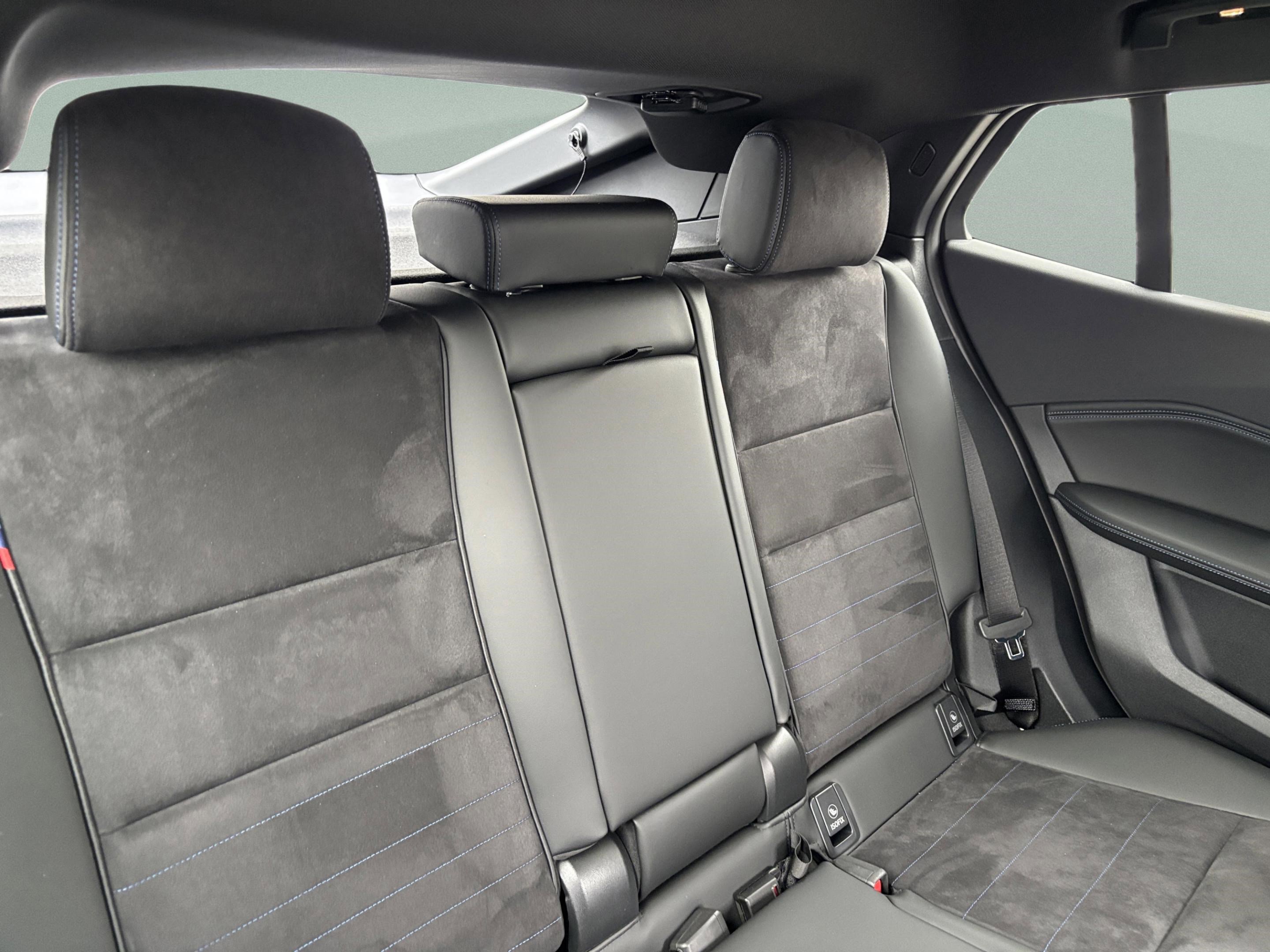 Used 2026 BMW X2 xDrive28i w/ Technology Package image 17