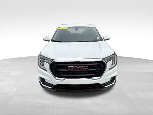 Used 2024 GMC Terrain SLE AWD/4WD image 7