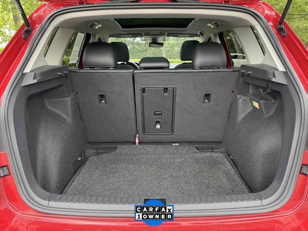 Used 2023 Volkswagen Taos SE w/ Panoramic Sunroof Package image 17