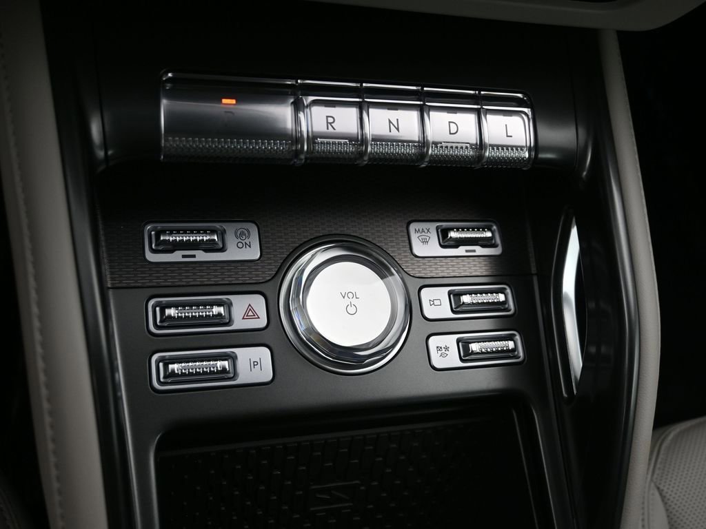 New 2026 Lincoln Nautilus Premier image 19