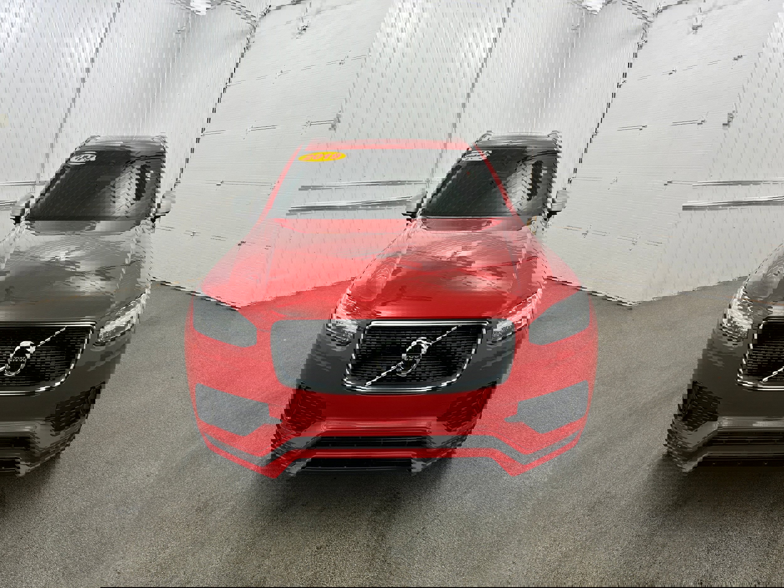 Used 2019 Volvo XC90 T6 R-Design w/ Protection Package AWD/4WD image 16