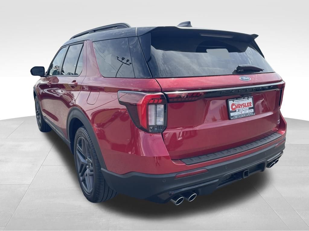 Used 2025 Ford Explorer ST AWD/4WD image 18