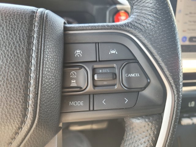 Used 2024 Toyota Tacoma TRD Off-Road AWD/4WD image 27