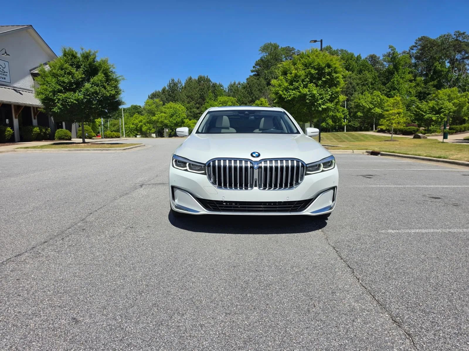 Used 2020 BMW 740i w/ Premium Package RWD image 14