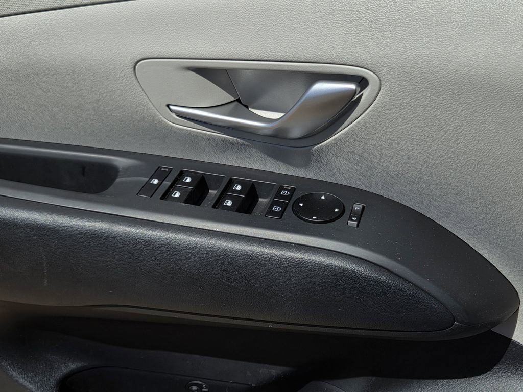 Certified 2025 Hyundai Tucson SEL image 19