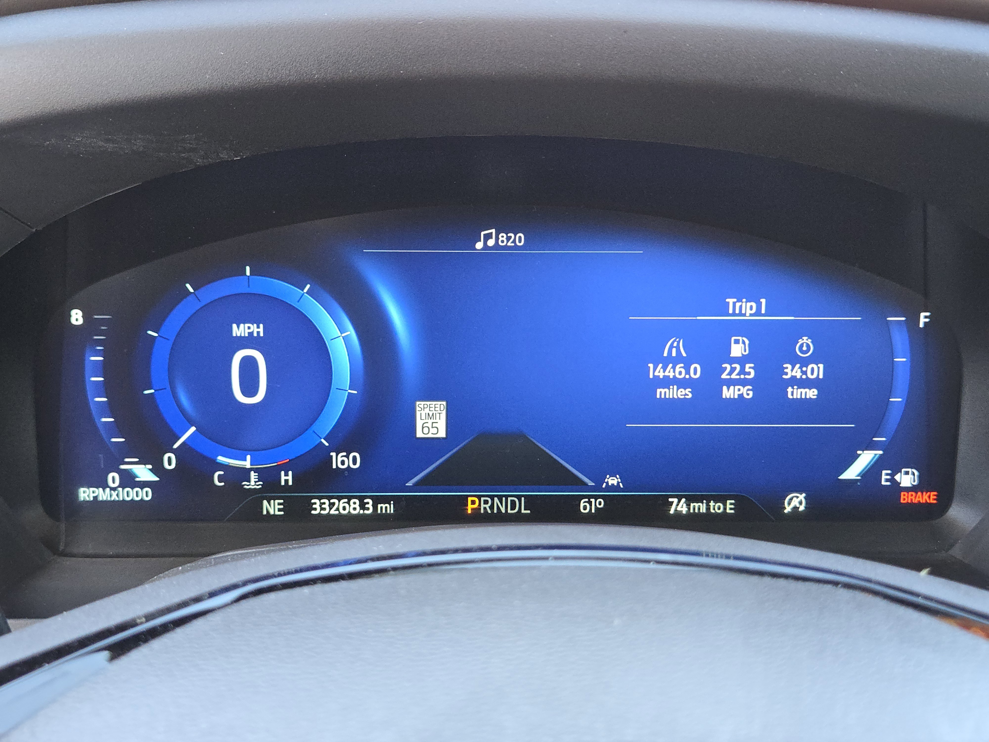 Certified 2023 Ford Explorer Platinum w/ Technology Package AWD/4WD image 17