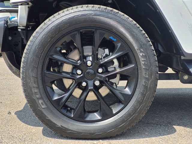 Used 2022 Jeep Wrangler Unlimited Sahara AWD/4WD image 7