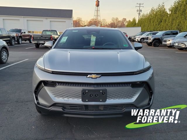 New 2026 Chevrolet Equinox EV LT image 2