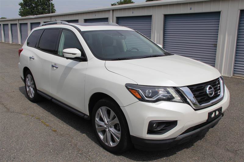 Used 2018 Nissan Pathfinder SL w/ SL Premium Package AWD/4WD image 4