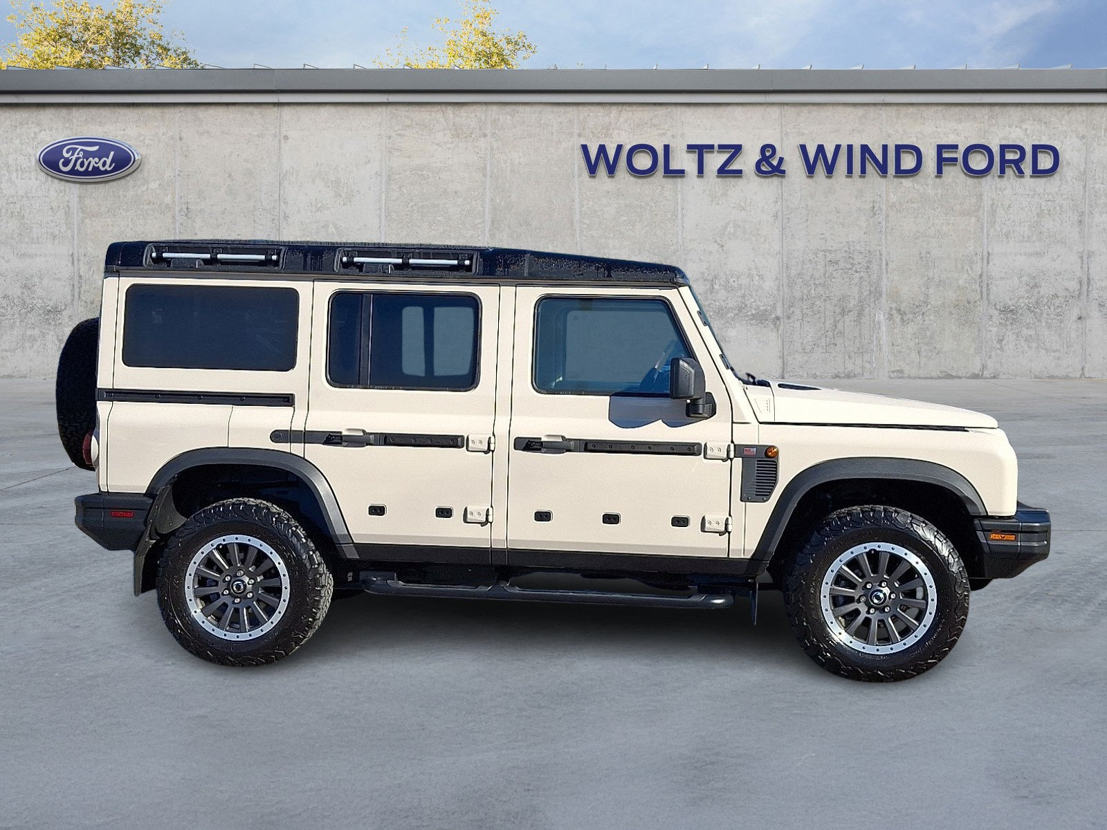Used 2024 INEOS Grenadier Station Wagon AWD/4WD image 7