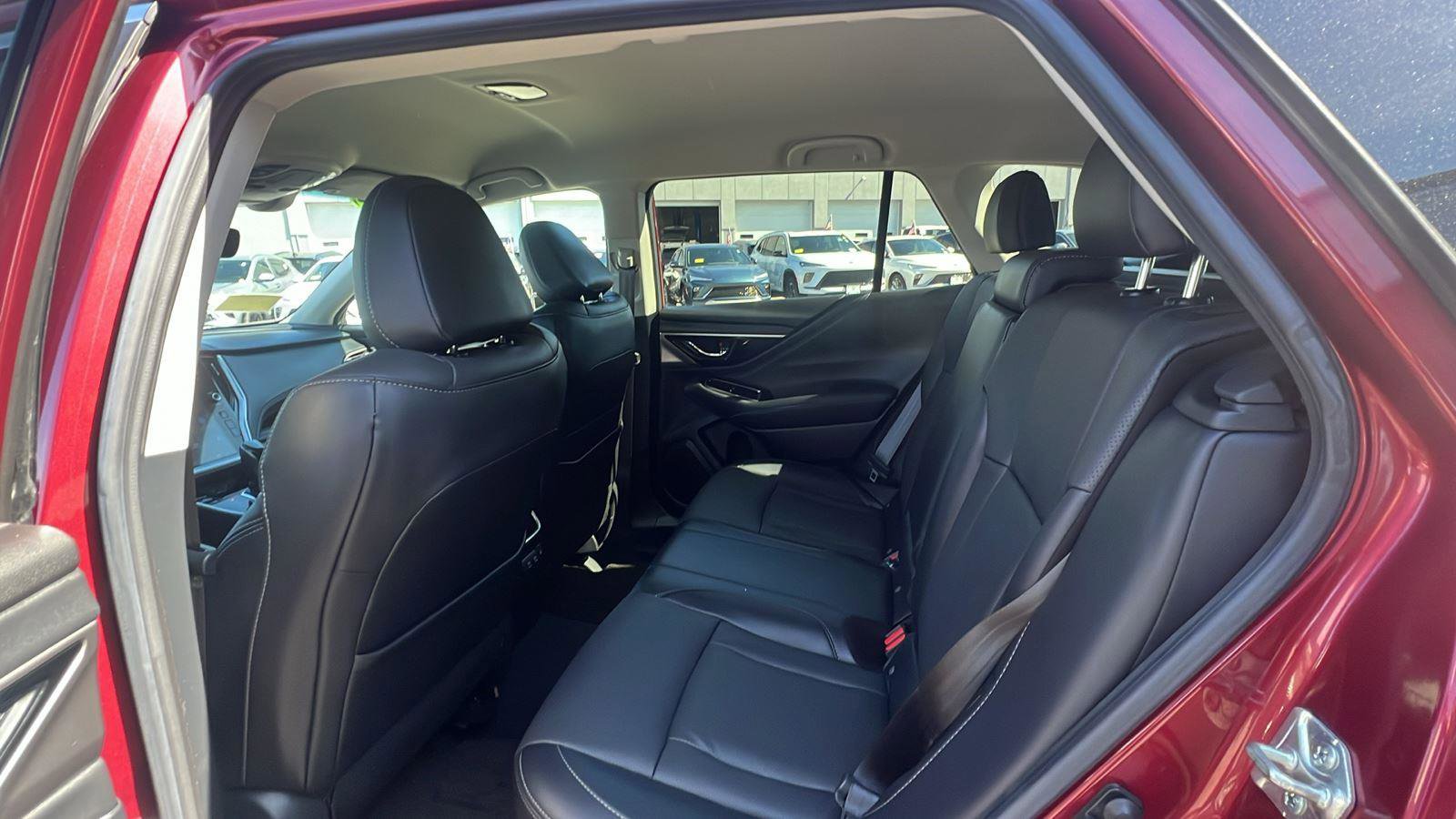 Used 2020 Subaru Outback Limited image 26