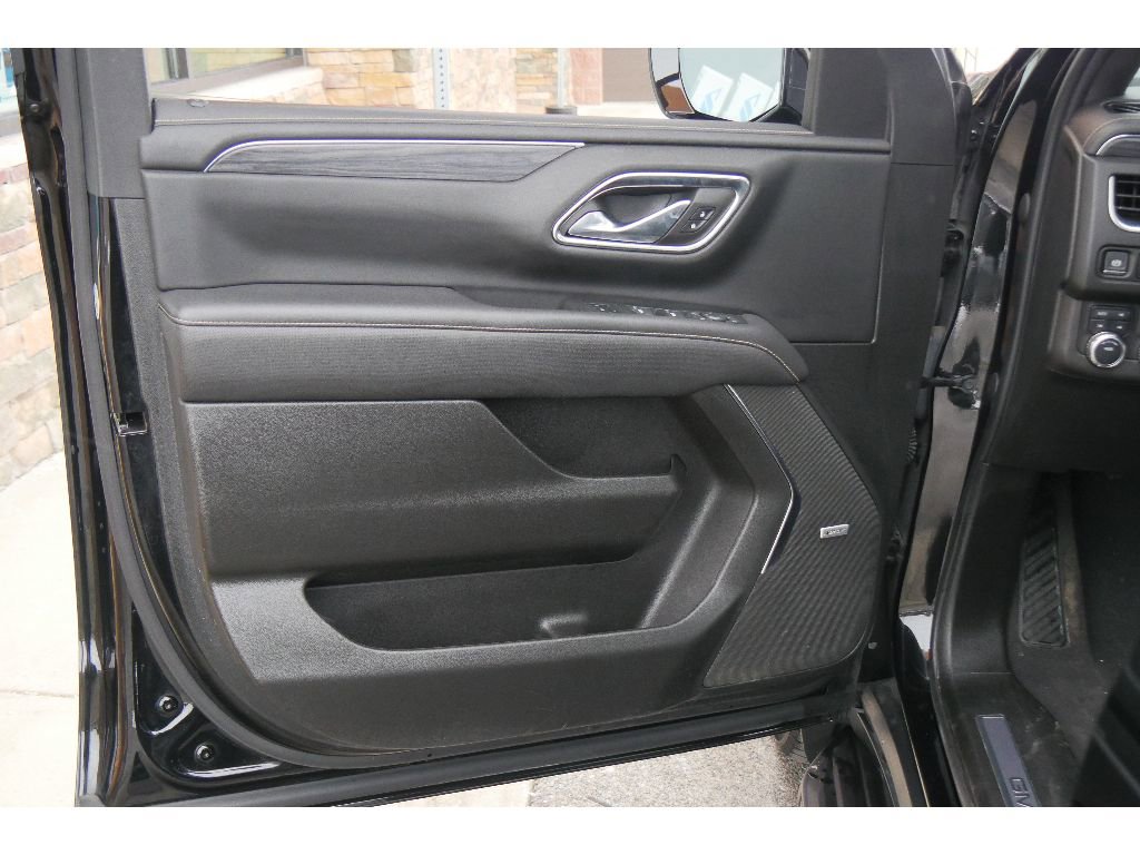 Used 2022 GMC Yukon SLT image 9