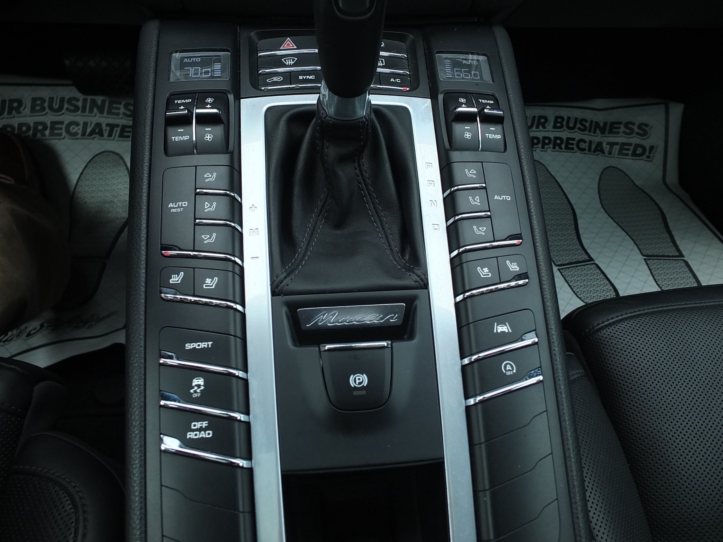 Used 2020 Porsche Macan S AWD/4WD image 26