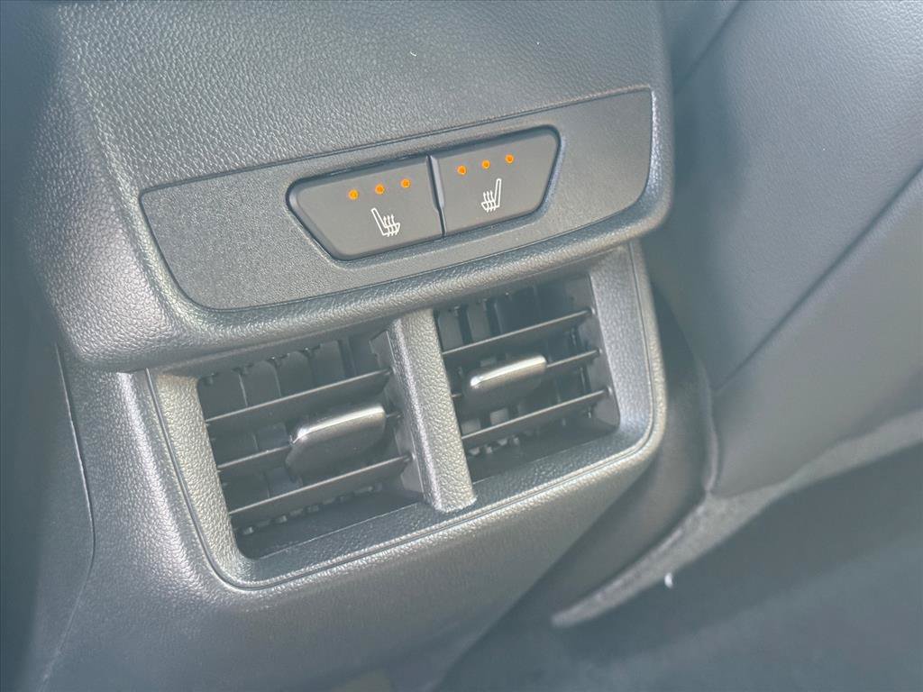 New 2027 Chevrolet Equinox ACTIV w/ Convenience Package III FWD image 9