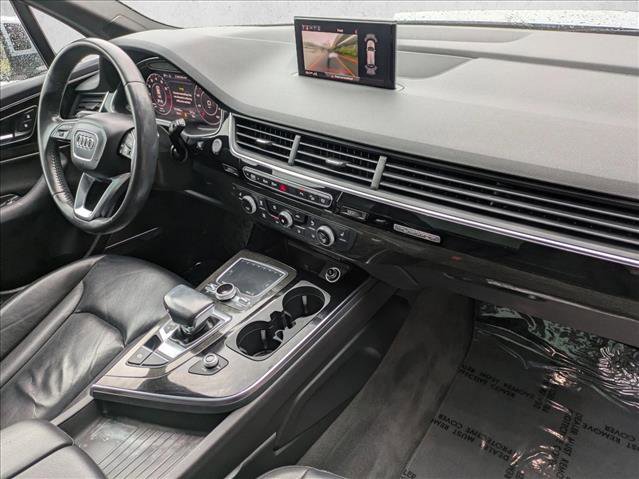 Used 2018 Audi Q7 3.0T Premium Plus image 24