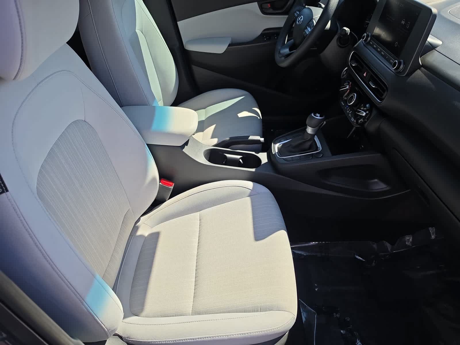 Used 2023 Hyundai Kona SEL w/ Cargo Package FWD image 18
