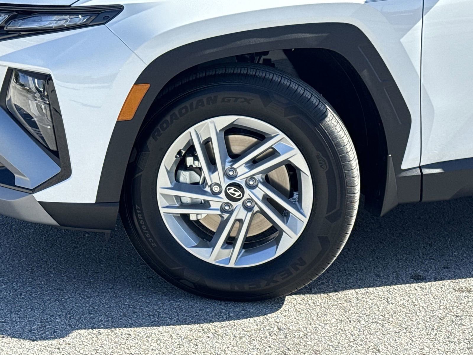 New 2026 Hyundai Tucson SE image 29