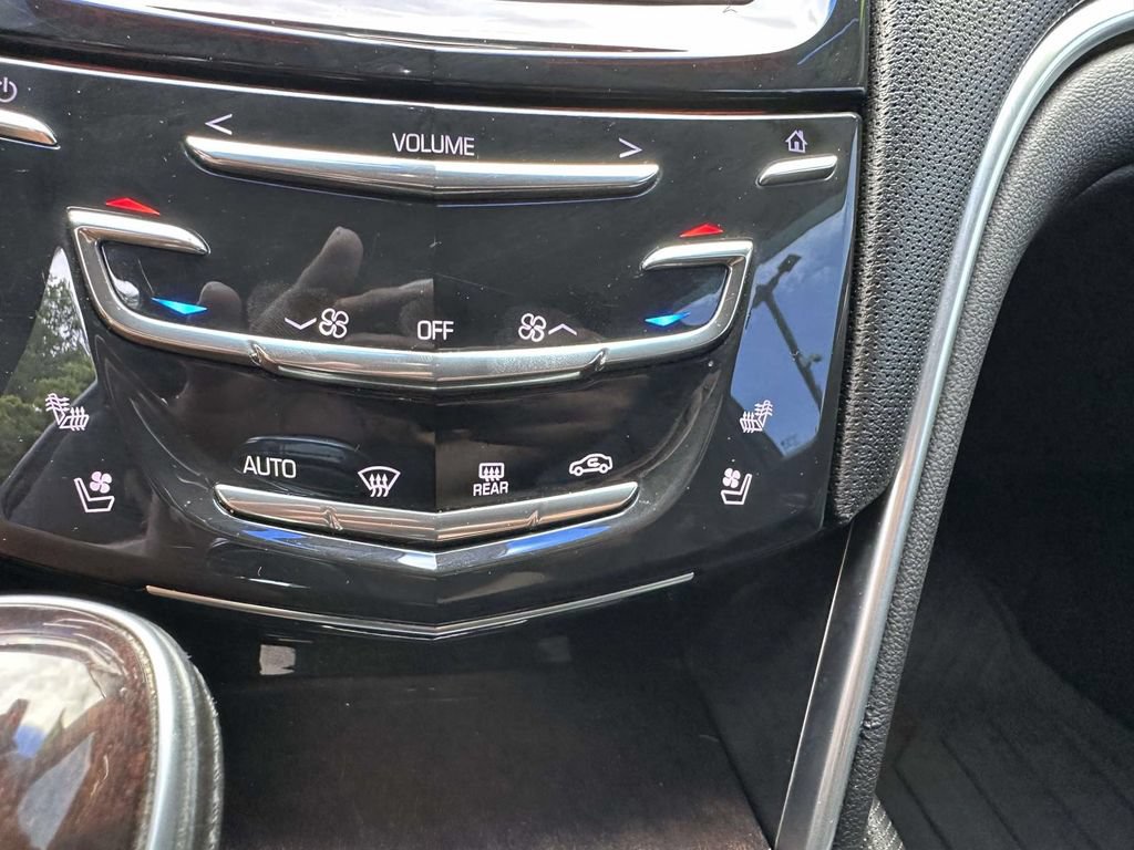 Used 2017 Cadillac XTS Luxury AWD/4WD image 23