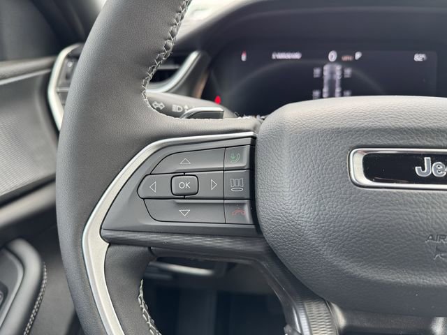 New 2025 Jeep Grand Cherokee Altitude w/ MOPAR Finishing Package image 12