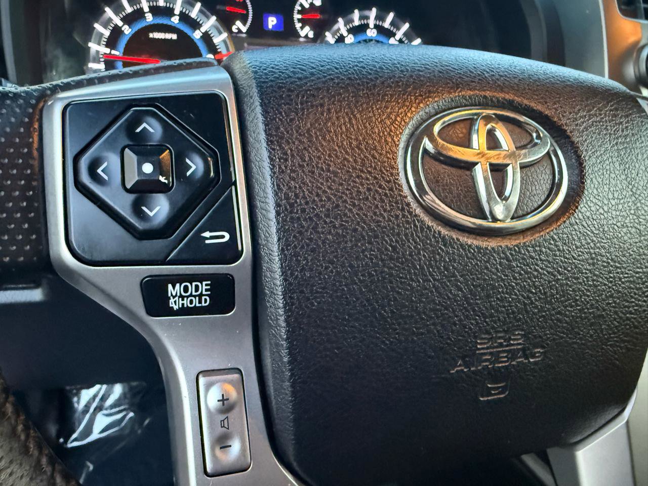 Used 2015 Toyota 4Runner SR5 image 39