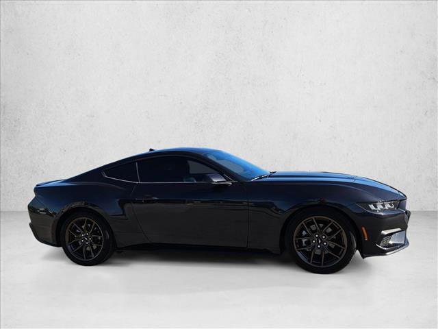 Used 2024 Ford Mustang Premium image 4