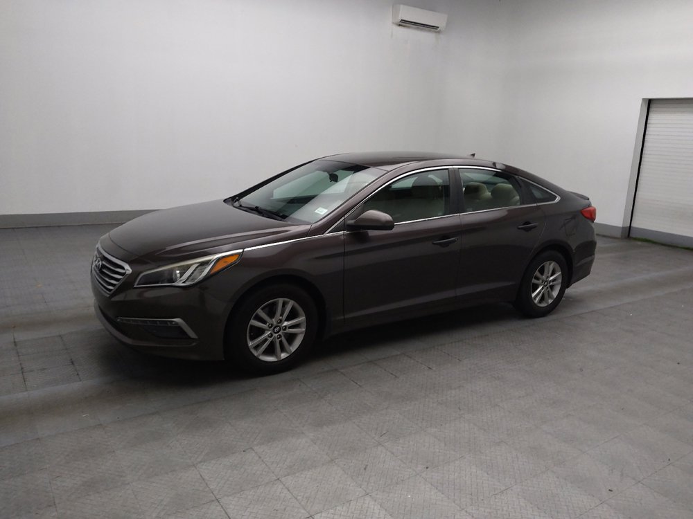 Used 2015 Hyundai Sonata SE w/ Winter Package FWD image 2
