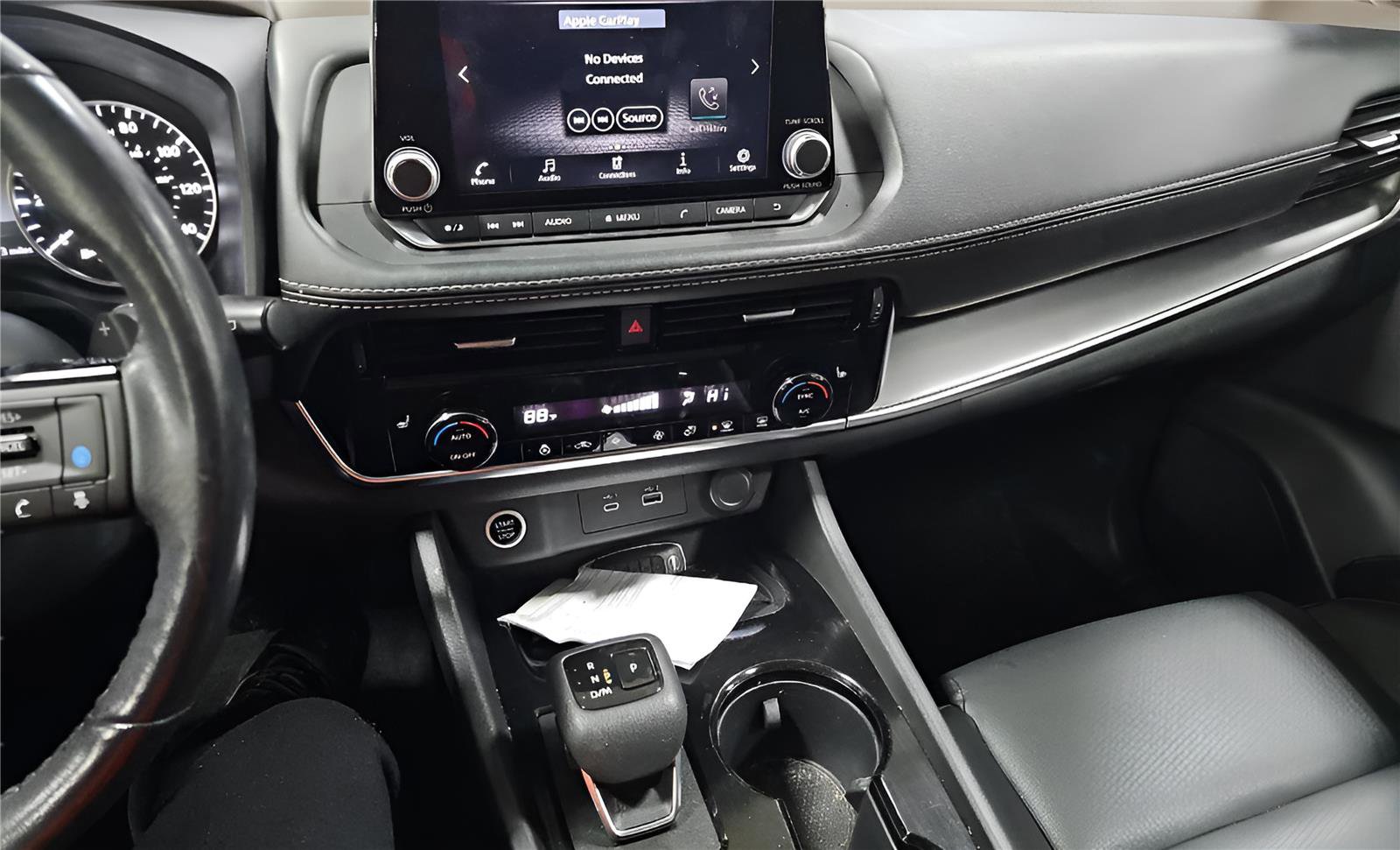 Used 2023 Nissan Rogue SV w/ SV Premium Package image 21