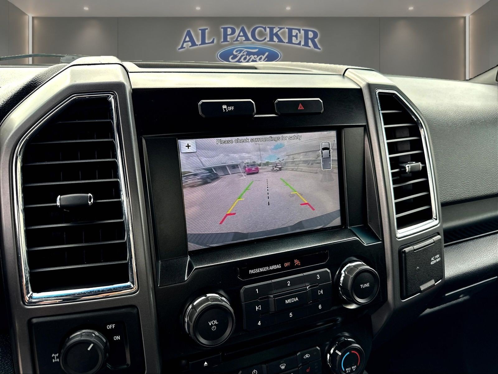 Used 2016 Ford F150 XLT w/ Equipment Group 302A Luxury RWD image 18