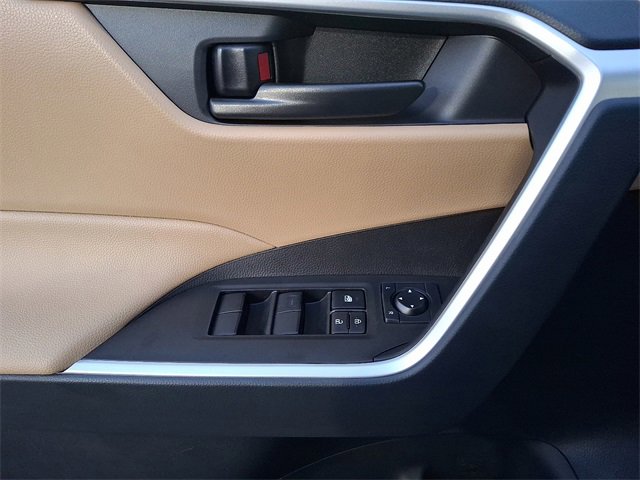 New 2025 Toyota RAV4 LE image 9