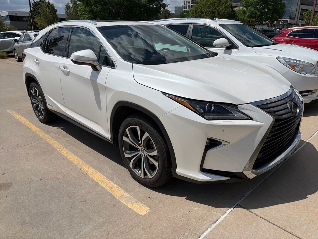 Used 2018 Lexus RX 450h AWD w/ Premium Package image 2