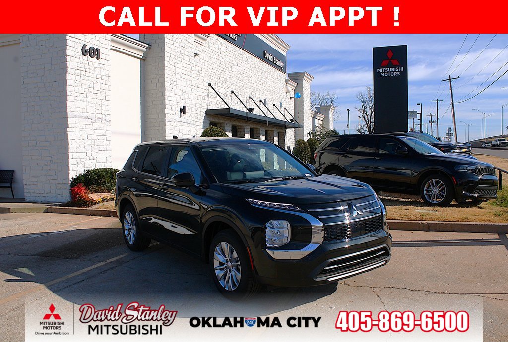 New 2026 Mitsubishi Outlander ES