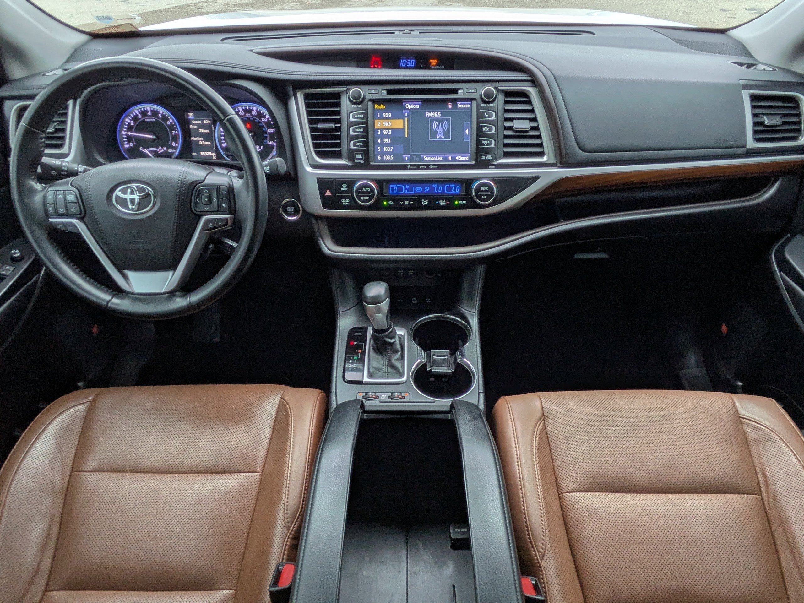 Used 2017 Toyota Highlander Limited image 22