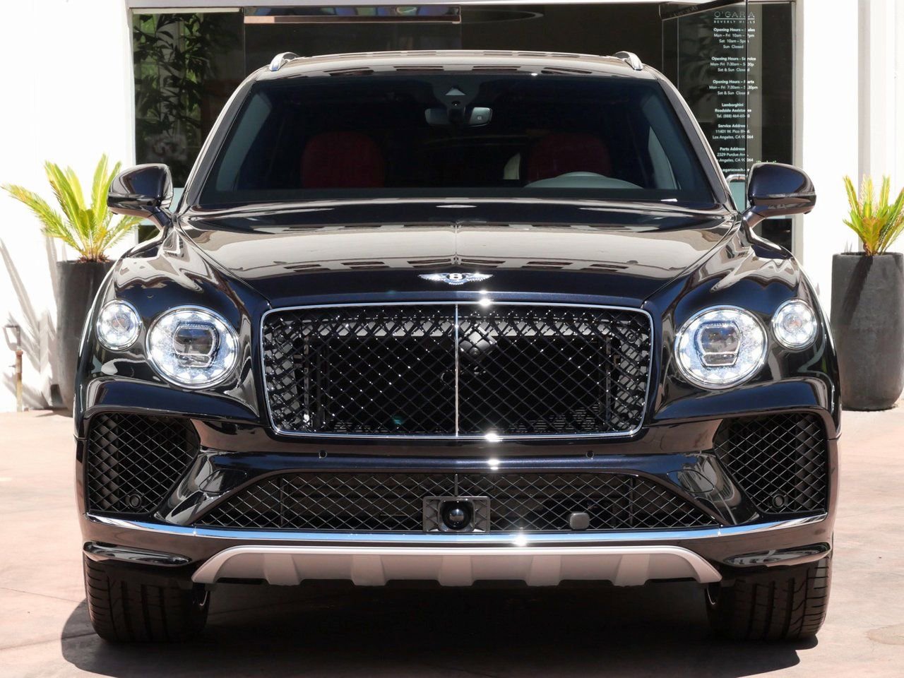 Used 2025 Bentley Bentayga Extended Wheelbase AWD/4WD image 7
