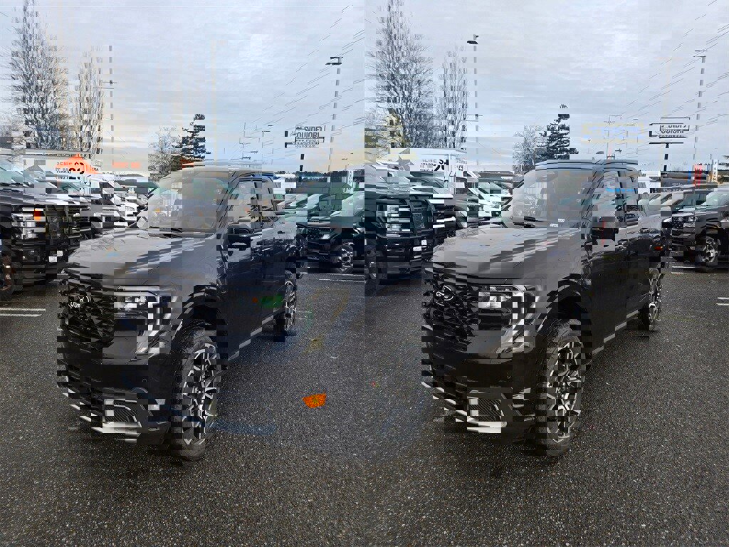 New 2026 Ford Maverick Lariat w/ 4K Tow Package