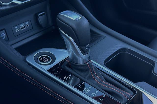 New 2025 Nissan Sentra SR w/ SR Premium Package FWD image 17