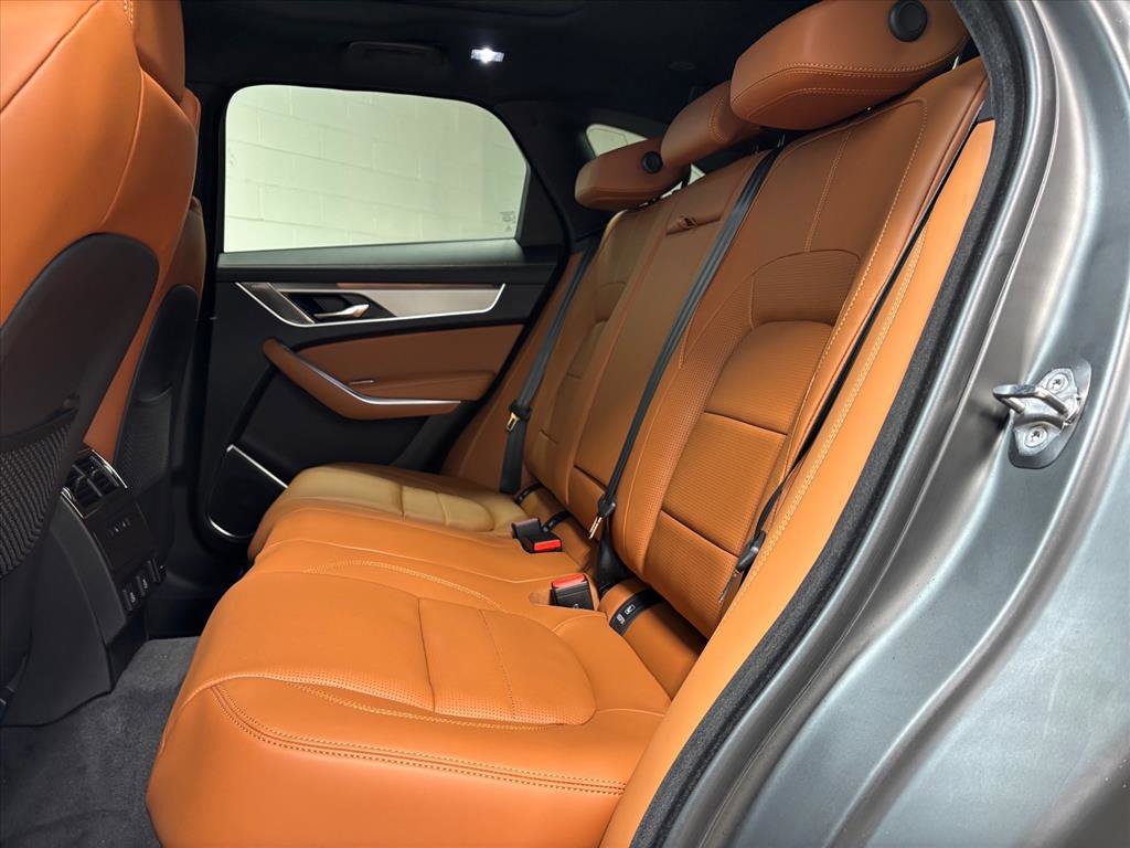 New 2026 Jaguar F-PACE R-Dynamic S image 30