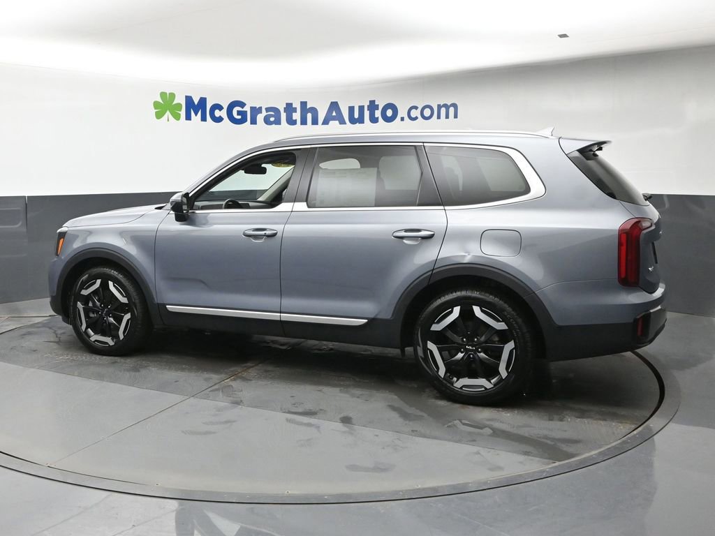 Used 2025 Kia Telluride S image 22