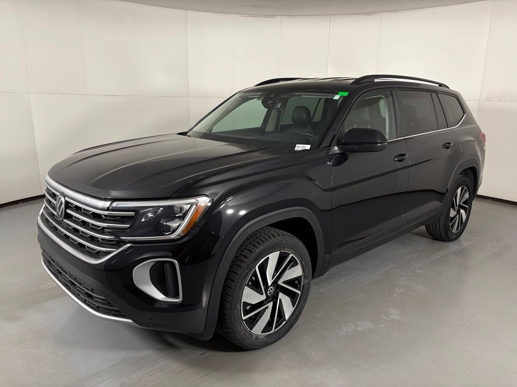 Used 2025 Volkswagen Atlas SE FWD image 3