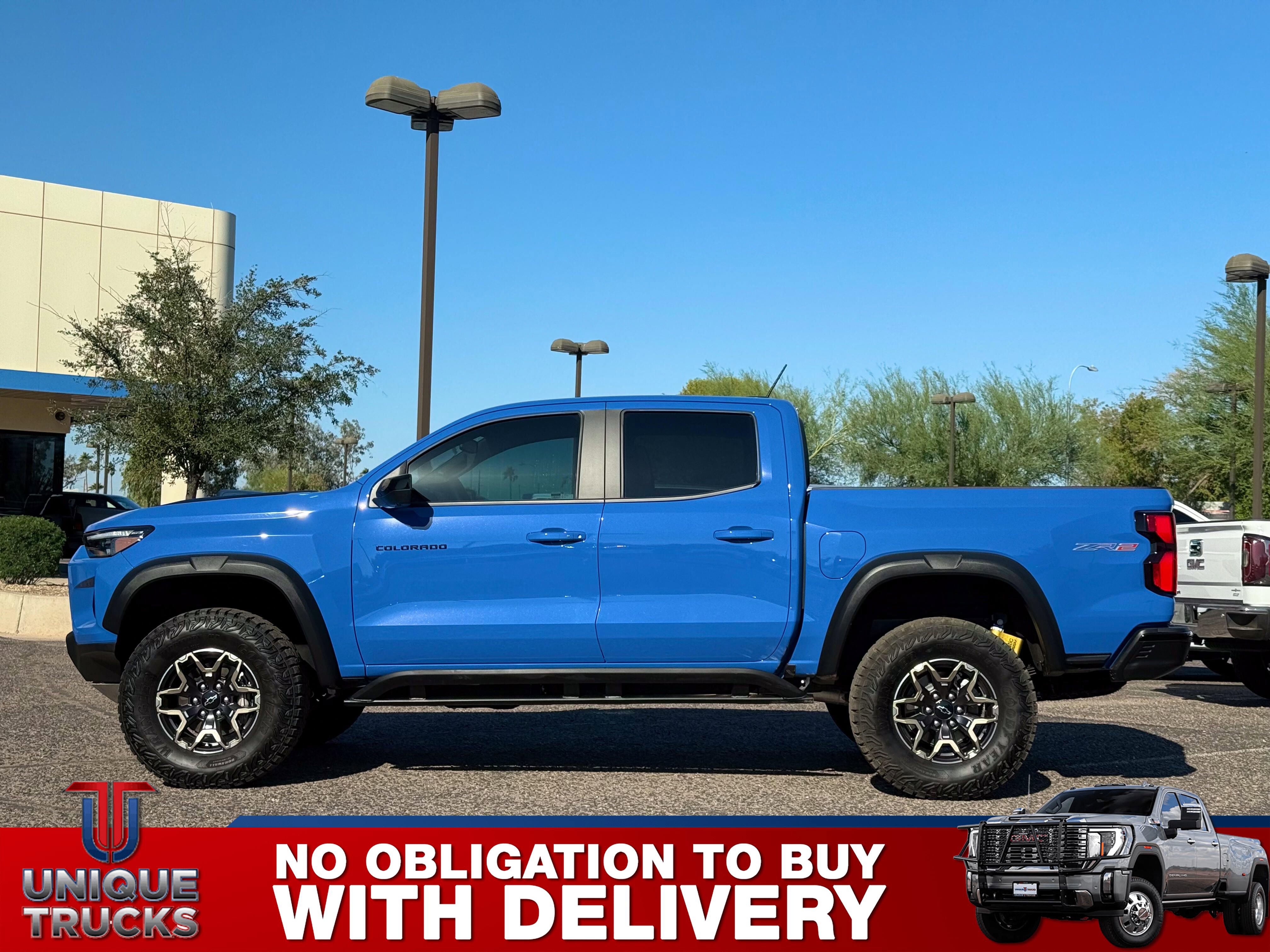 Used 2025 Chevrolet Colorado ZR2 w/ Technology Package image 9