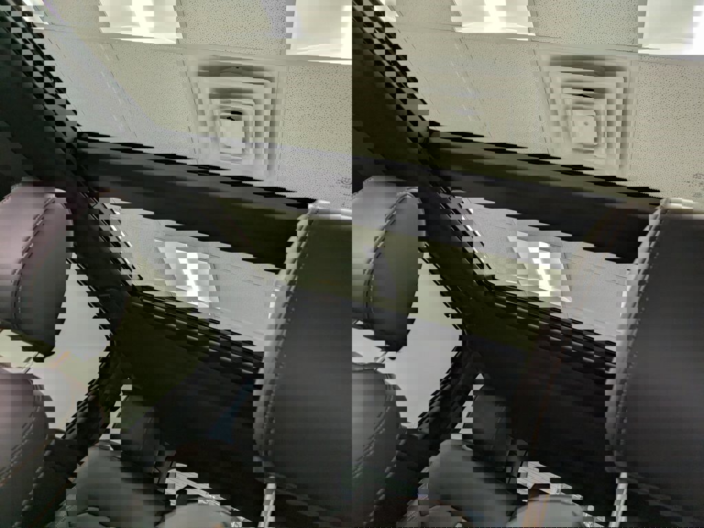 Certified 2025 MAZDA CX-70 3.3 Turbo S w/ Premium Package image 21