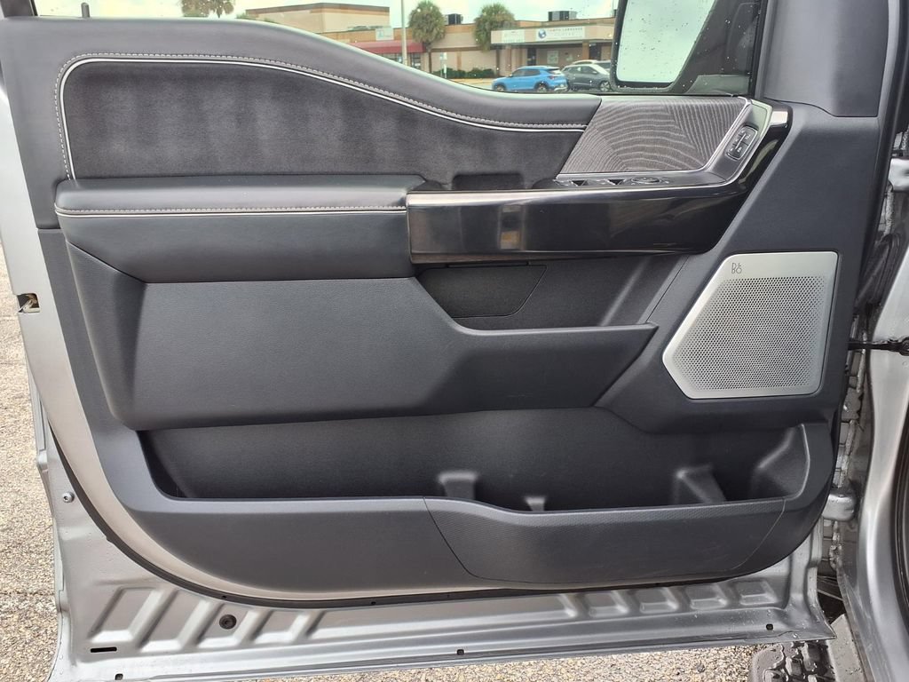 Used 2023 Ford F150 Lightning Platinum AWD/4WD image 26