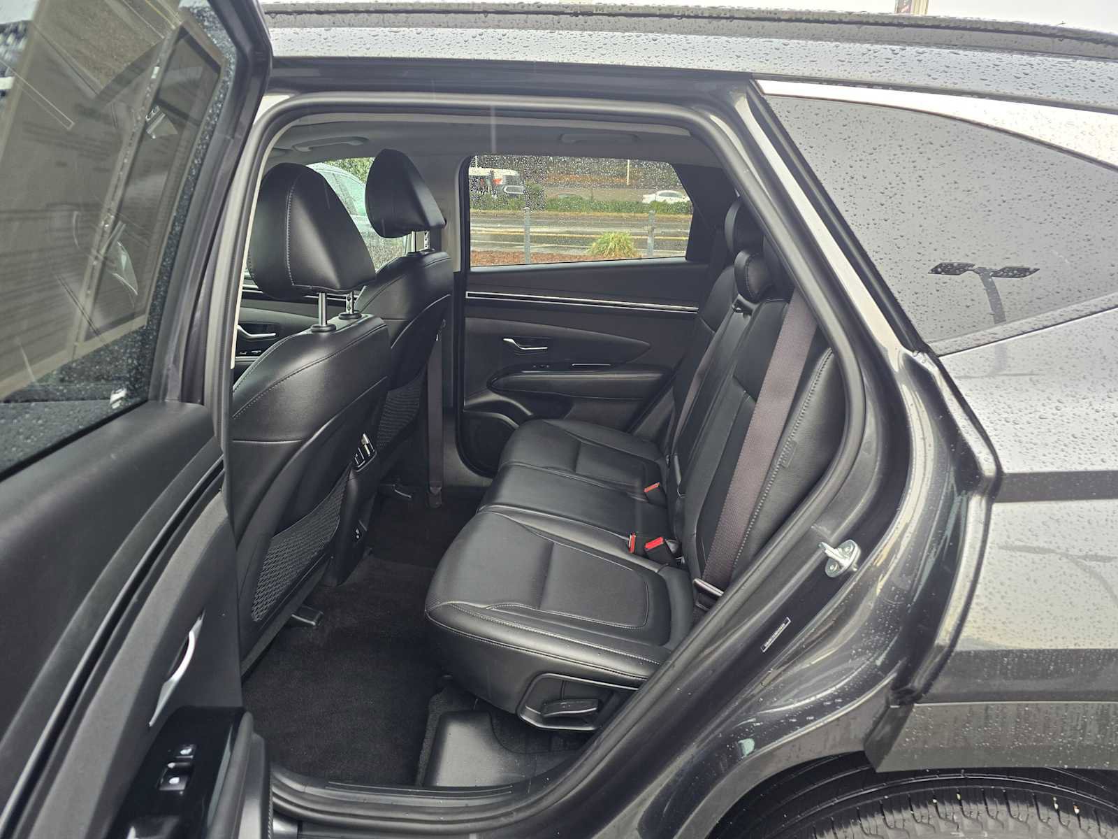 Used 2024 Hyundai Tucson Limited image 18